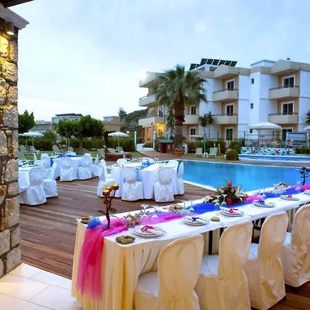Otel Venezia & 4*