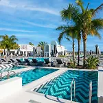Venezia & 4*